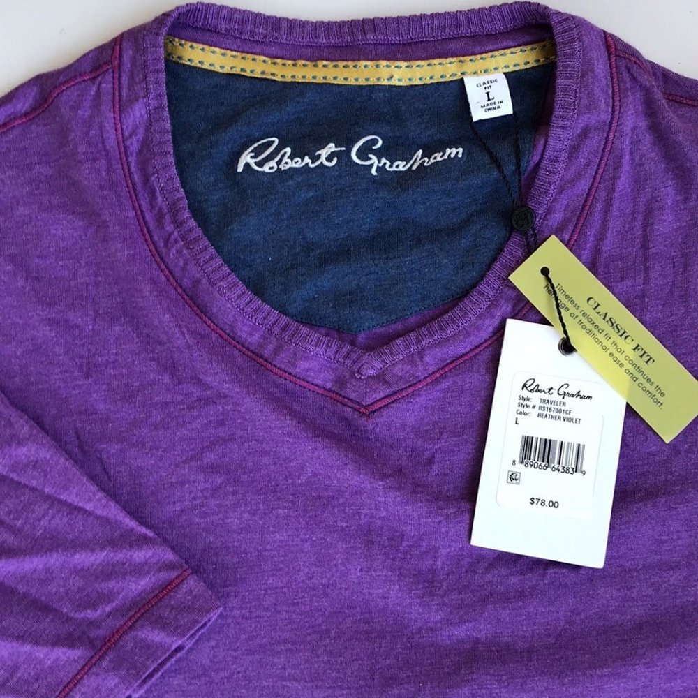 ROBERT GRAHAM (L) Classic Fit V-Neck Traveler Tee